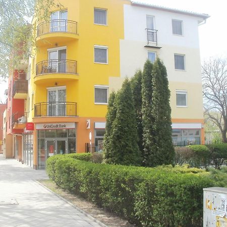 Apartman Ottó Hajduszoboszlo Exterior foto