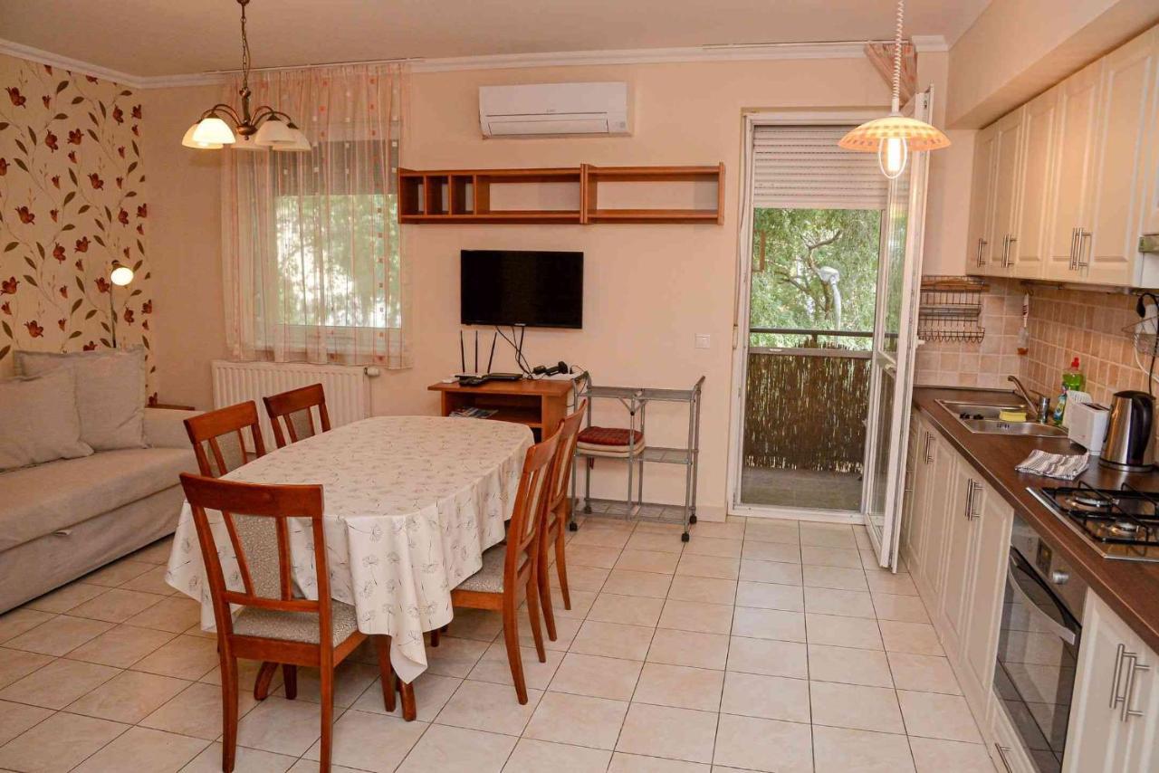 Apartman Ottó Hajduszoboszlo Exterior foto
